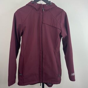 Women’s New Balance Burgundy Softshell Hooded Water‎ Resistant Jacket Size Small